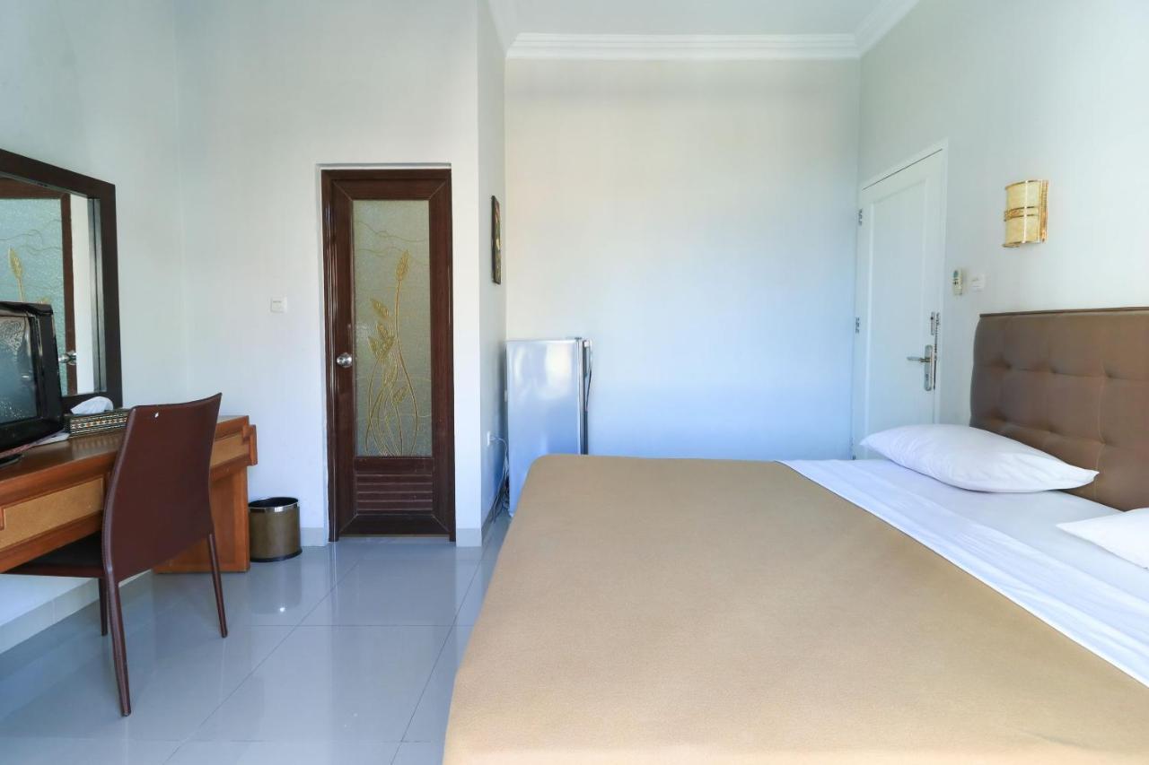 Ge Jacmart Homestay Makassar Kültér fotó